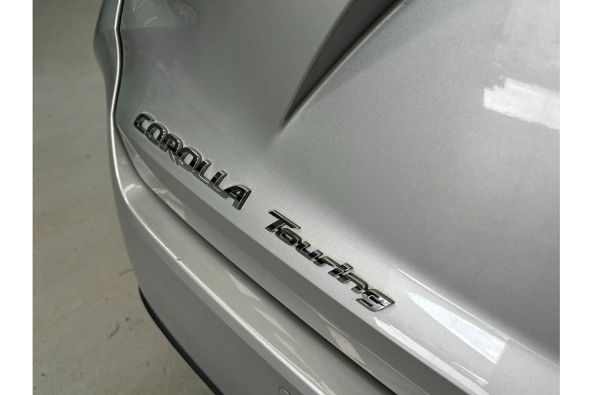 2021 Toyota Corolla Touring Hybrid Touring Hybrid S ZWE211