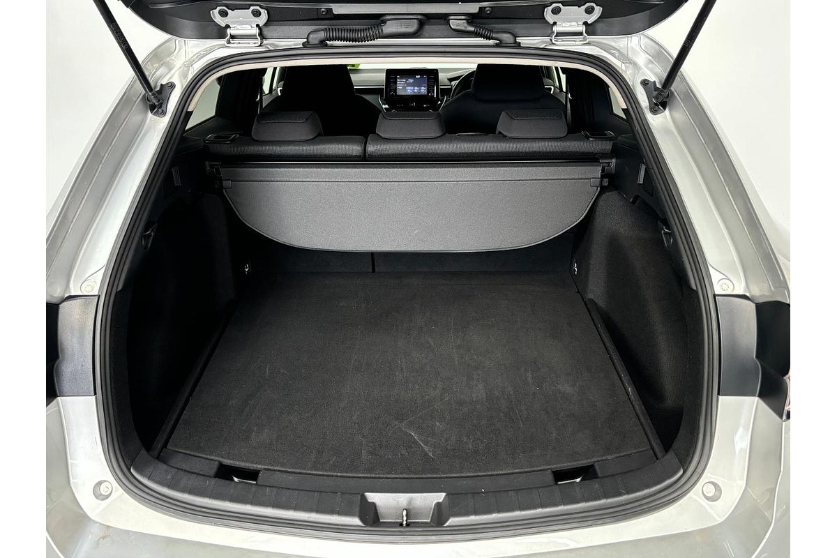 2021 Toyota Corolla Touring Hybrid Touring Hybrid S ZWE211