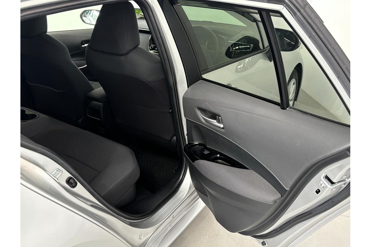 2021 Toyota Corolla Touring Hybrid Touring Hybrid S ZWE211