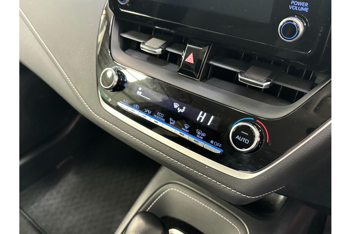 2021 Toyota Corolla Touring Hybrid Touring Hybrid S ZWE211