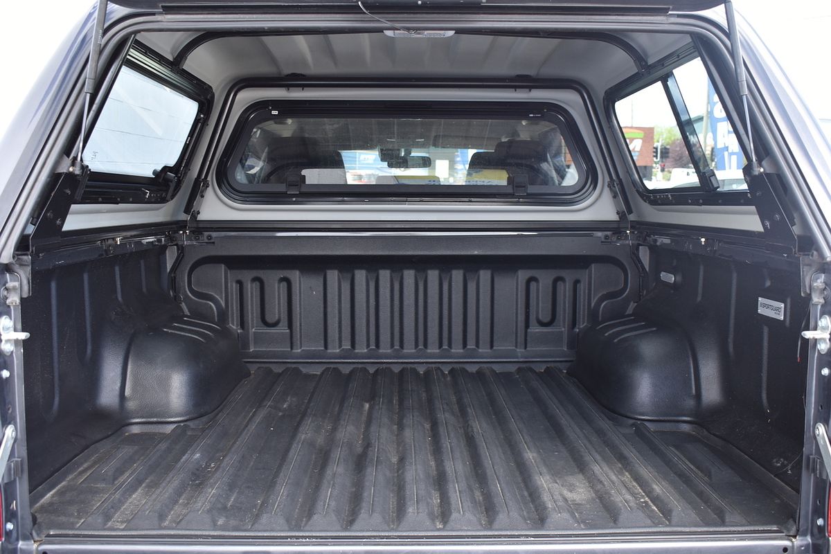 2019 Toyota Hilux SR5 GUN126R 4X4