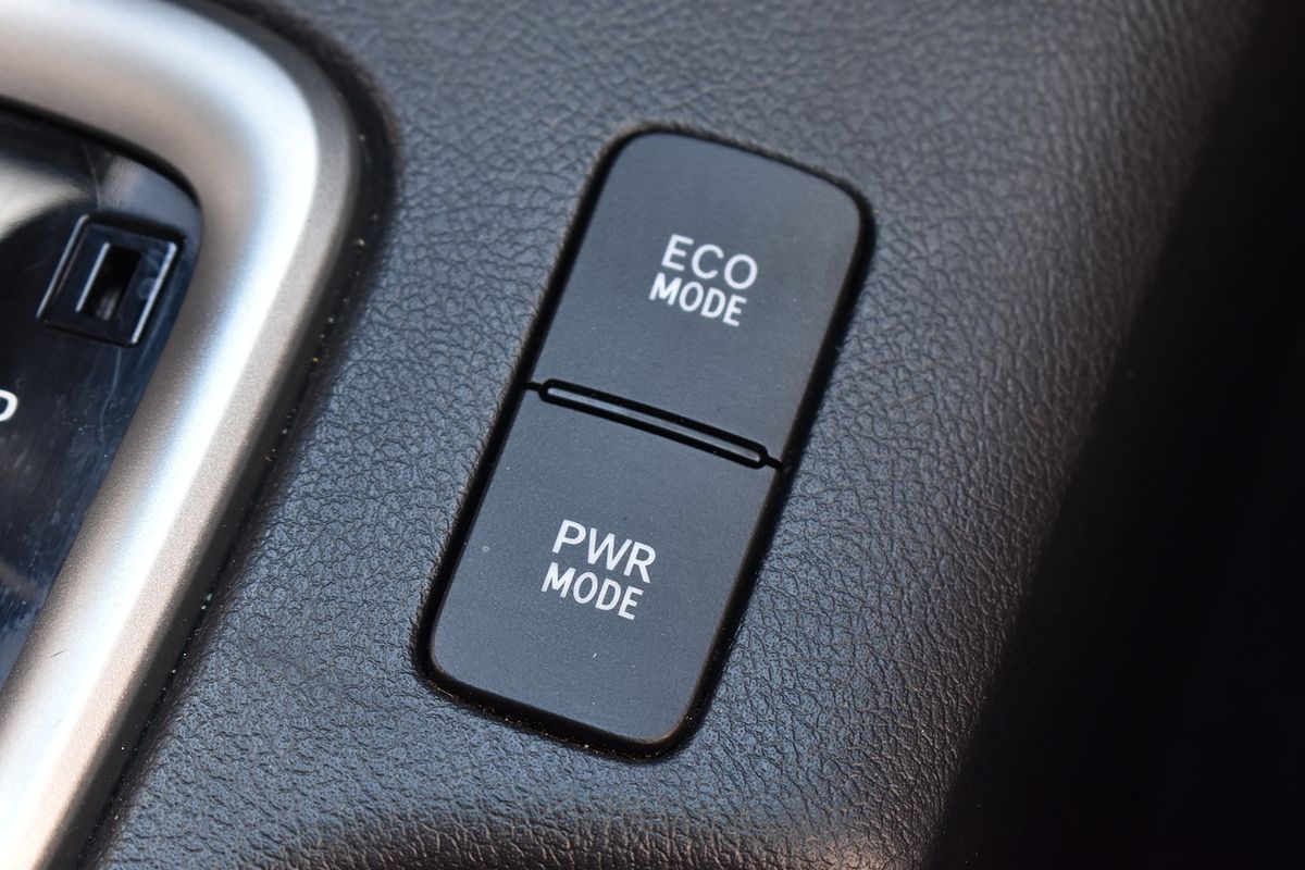 2019 Toyota Hilux SR5 GUN126R 4X4