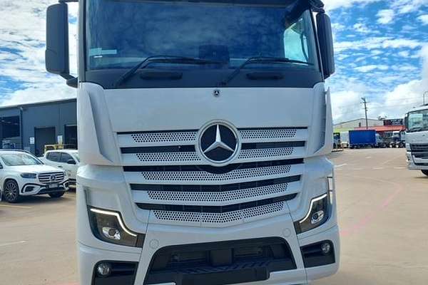 2023 Mercedes-Benz Actros 2663