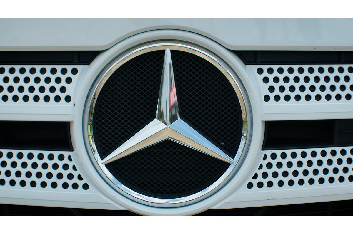 2023 Mercedes-Benz Actros 2663