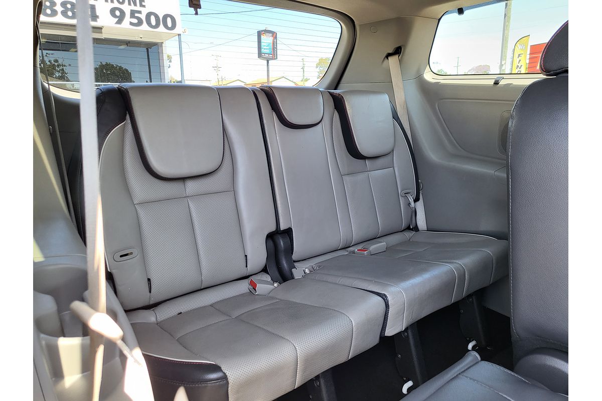 2016 Kia Carnival Platinum YP