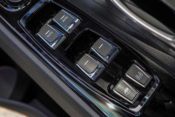 2024 SsangYong Korando Ultimate LTD C300