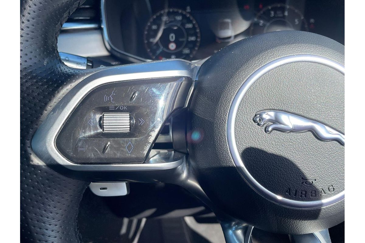 2021 Jaguar F-PACE P250 R-Dynamic SE X761