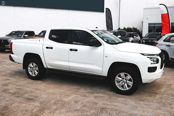 2024 Mitsubishi Triton GLX+ MV 4X4