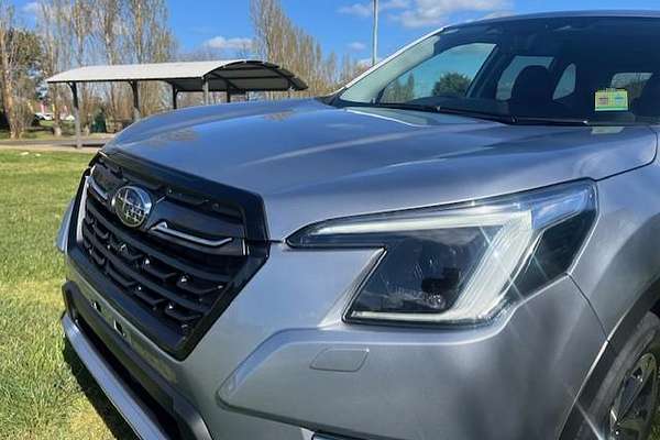 2024 Subaru Forester 2.5i-S S5