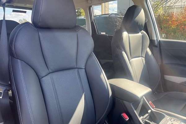 2024 Subaru Forester 2.5i-S S5