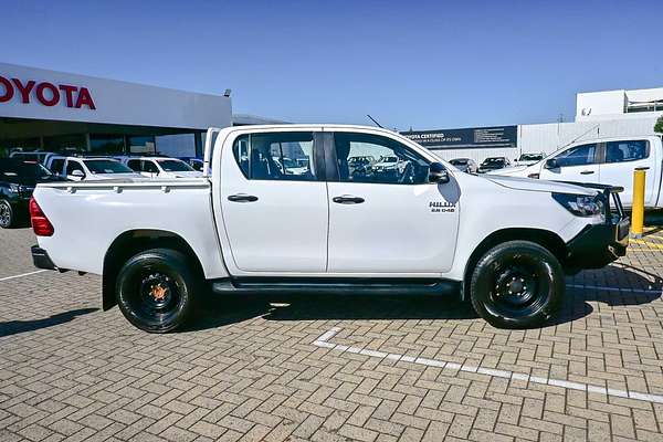 2020 Toyota Hilux SR GUN126R 4X4