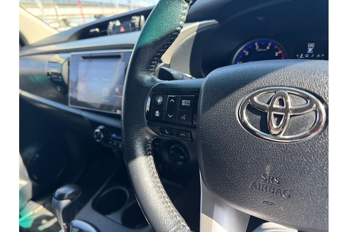 2016 Toyota Hilux SR5 GUN126R 4X4