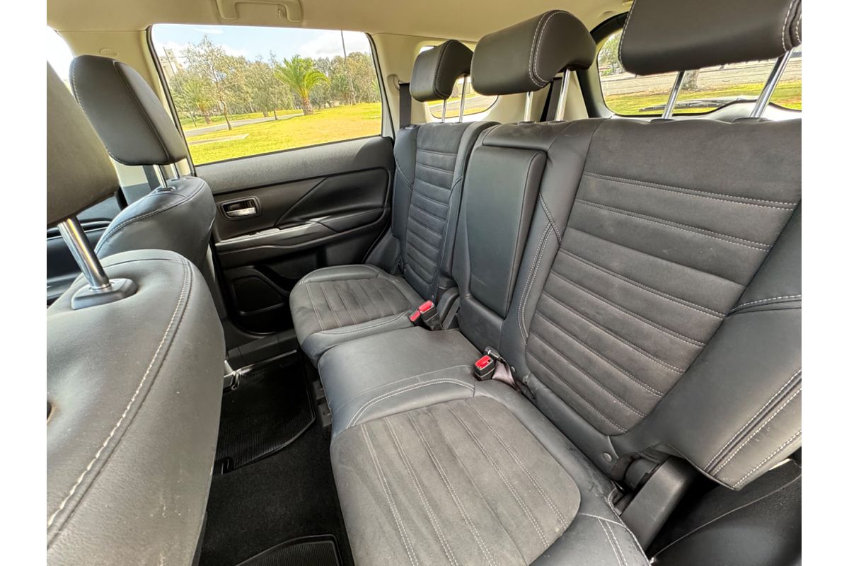 2019 Mitsubishi Outlander LS ZL