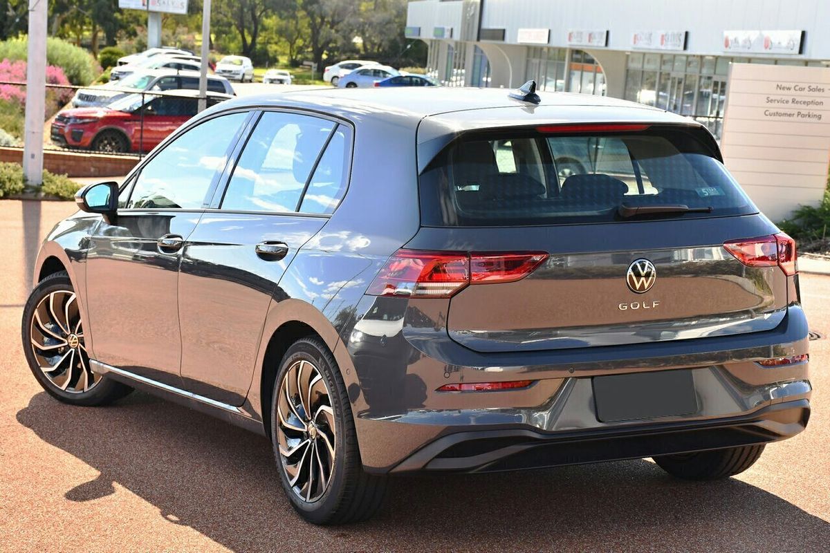 2024 Volkswagen Golf 110TSI Life 8