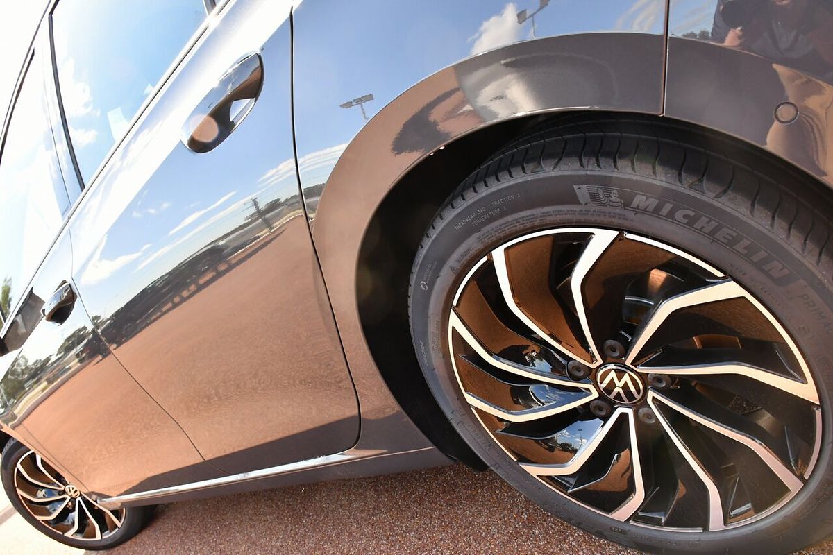 2024 Volkswagen Golf 110TSI Life 8