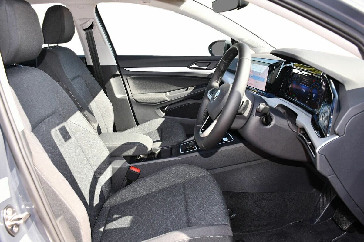 2024 Volkswagen Golf 110TSI Life 8