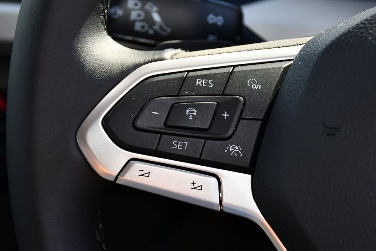 2024 Volkswagen Golf 110TSI Life 8