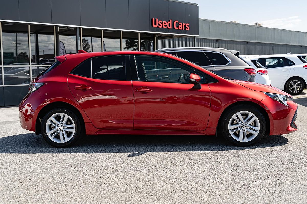 2018 Toyota Corolla Ascent Sport MZEA12R