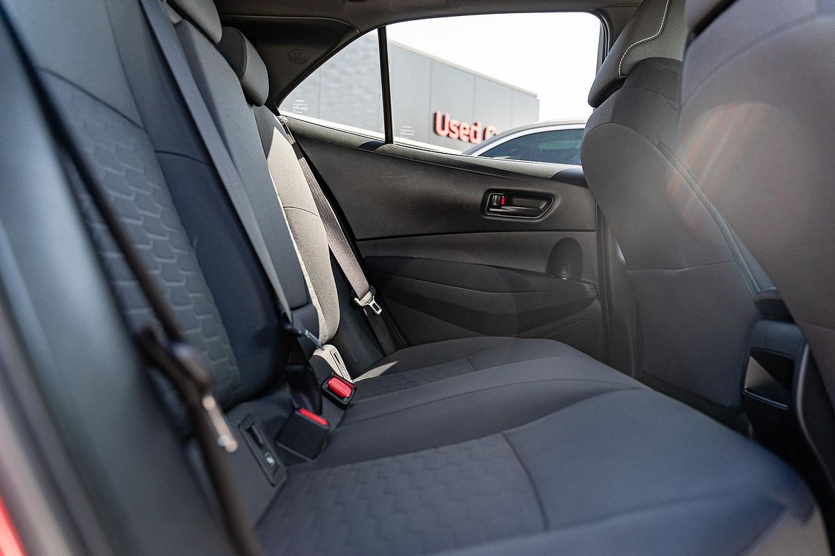 2018 Toyota Corolla Ascent Sport MZEA12R