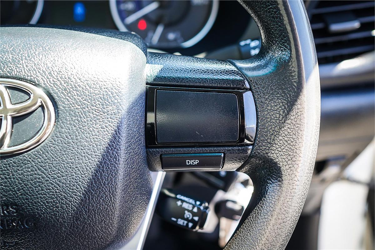 2018 Toyota Hilux SR GUN126R 4X4
