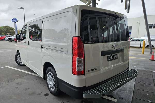 2023 Toyota Hiace GDH300R