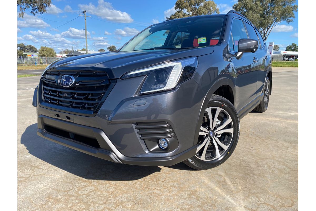 2024 Subaru Forester 2.5i Premium S5