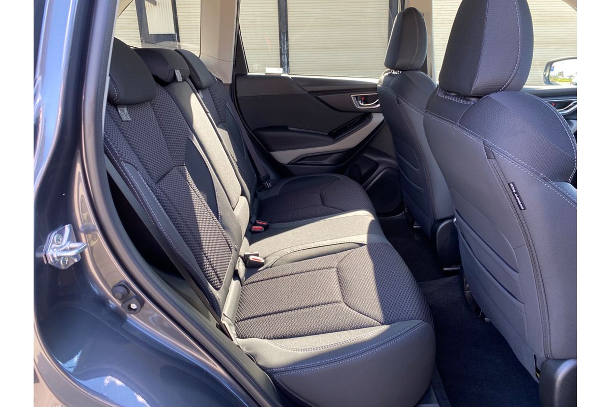 2024 Subaru Forester 2.5i Premium S5