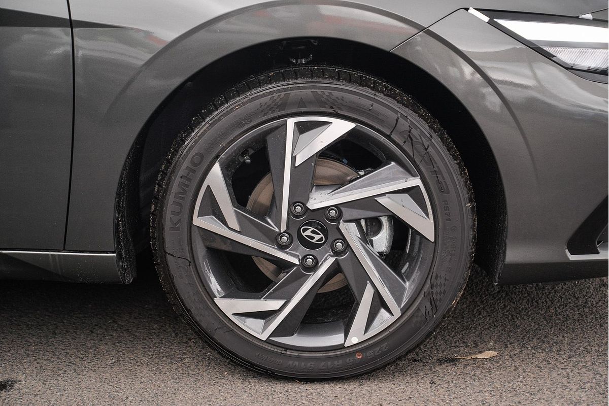 2024 Hyundai i30 Premium CN7.V2