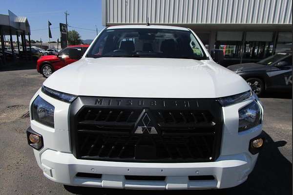 2024 Mitsubishi Triton GLX MV 4X4