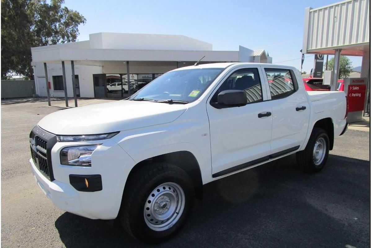 2024 Mitsubishi Triton GLX MV 4X4