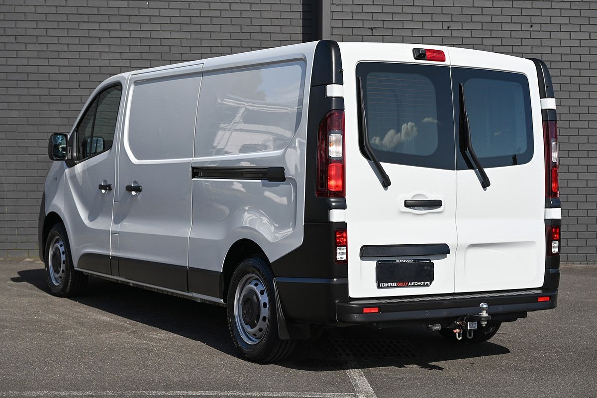 2021 Mitsubishi Express GLX+ in White Used Van Ferntree Gully VIC