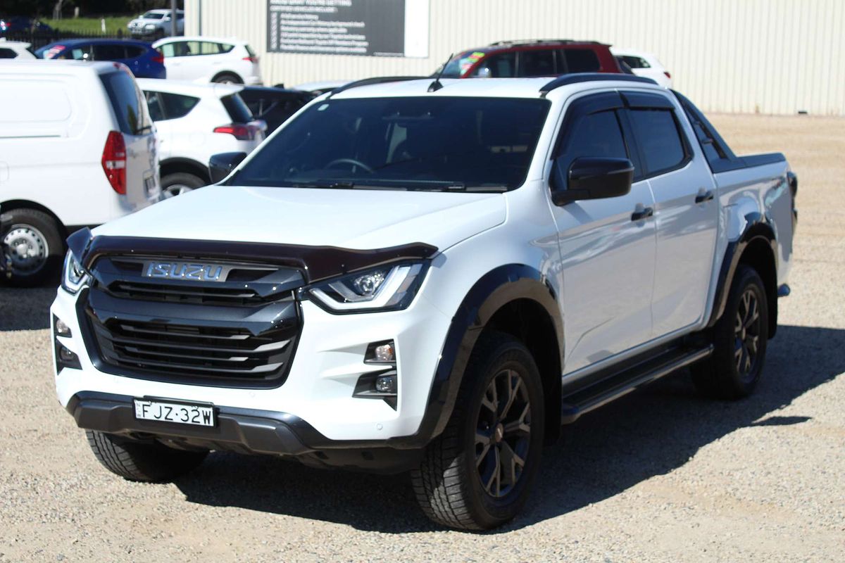 2023 Isuzu D-MAX X-TERRAIN  4X4