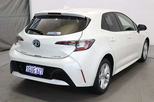 2018 Toyota Corolla SX Hybrid ZWE211R