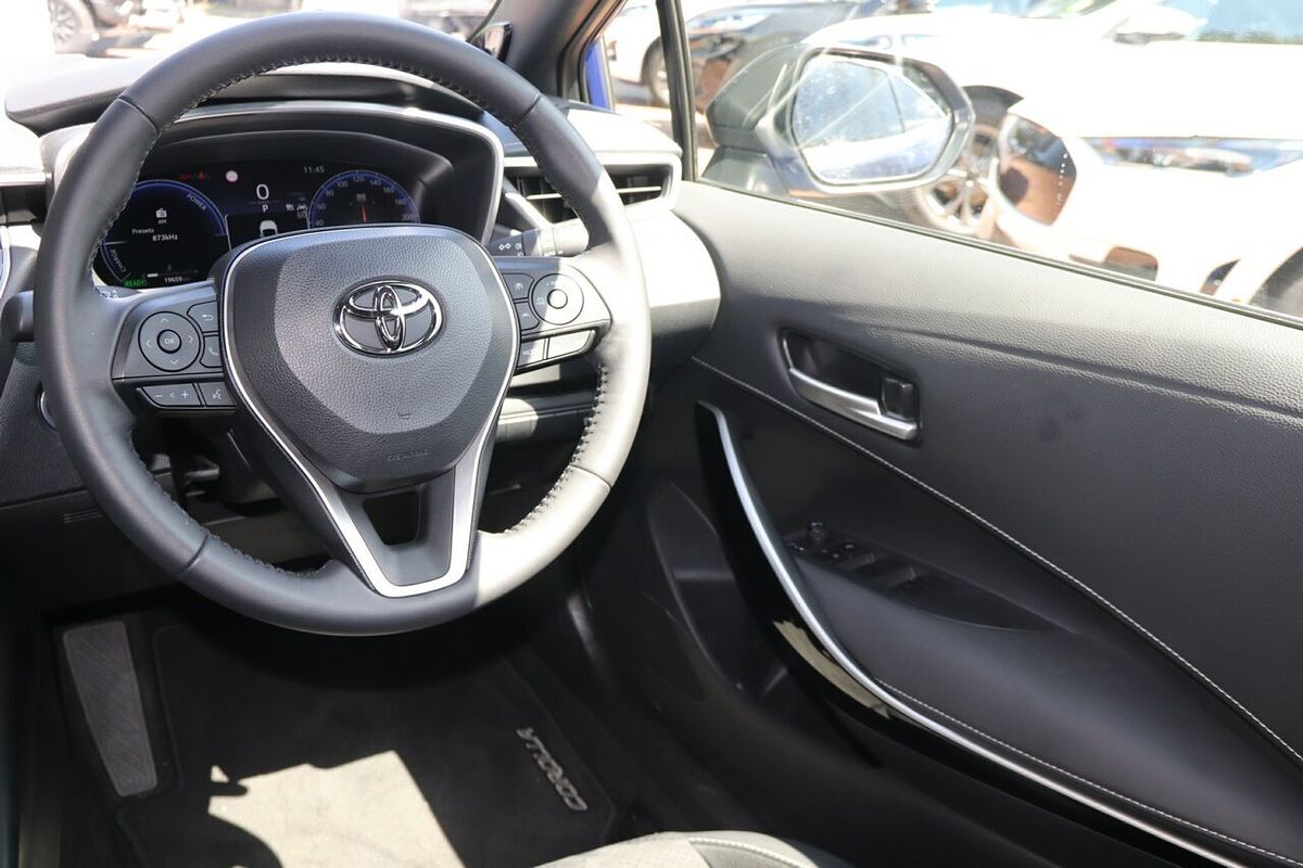 2022 Toyota Corolla ZR Hybrid ZWE219R