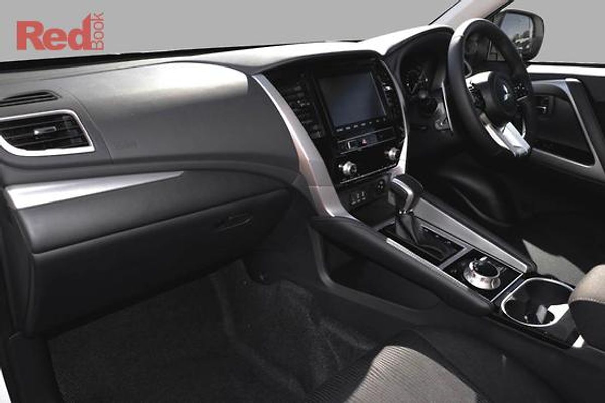 2024 Mitsubishi Pajero Sport GLX QG