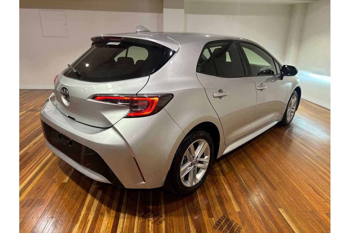 2021 Toyota Corolla Ascent Sport MZEA12R