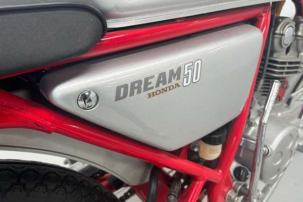1997 Honda Dream 50 / AC15 (CB50) Dream