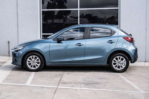 2015 Mazda 2 Maxx DJ Series