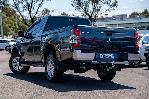 2023 Mitsubishi Triton GLX MR 4X4