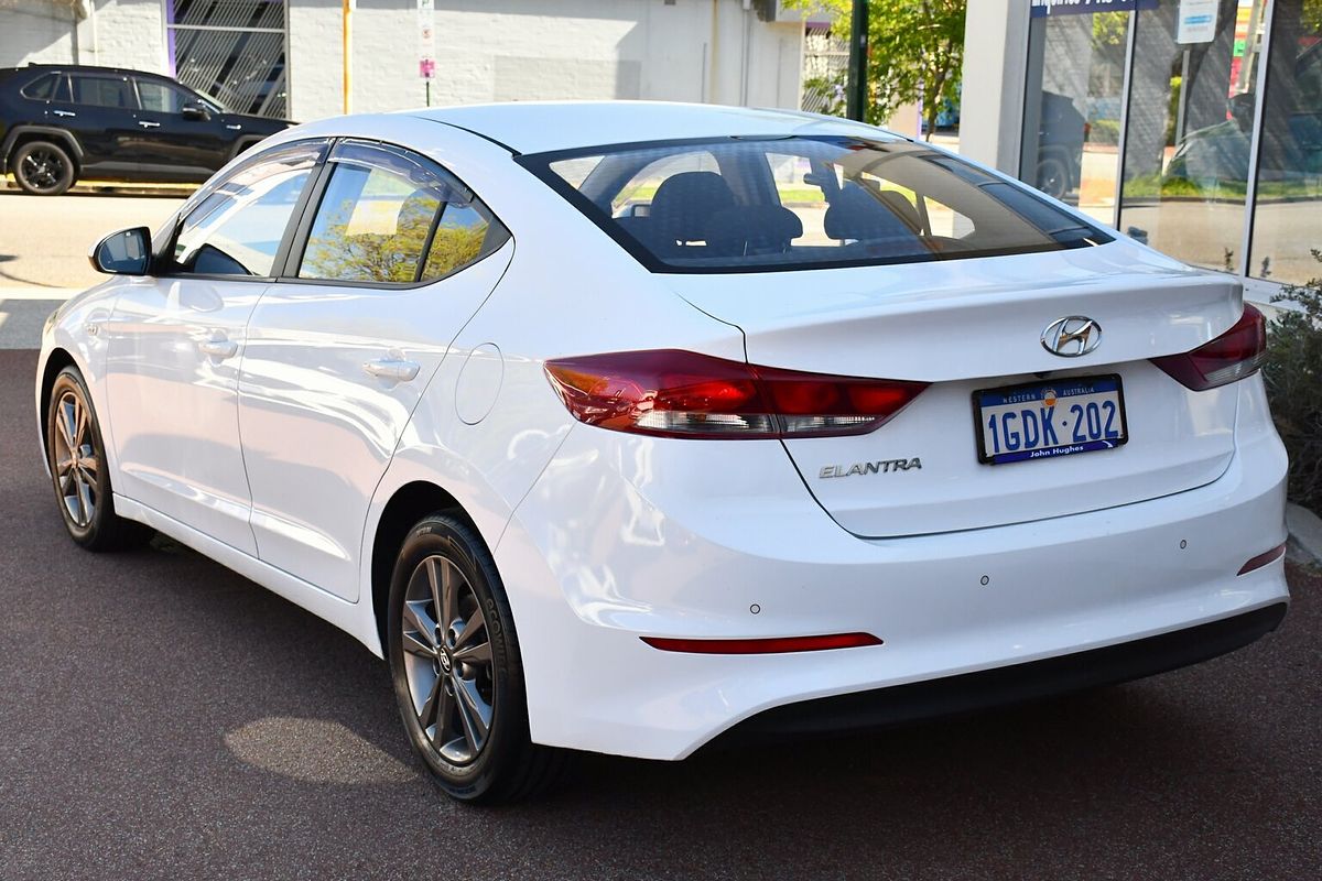 2016 Hyundai Elantra Active AD