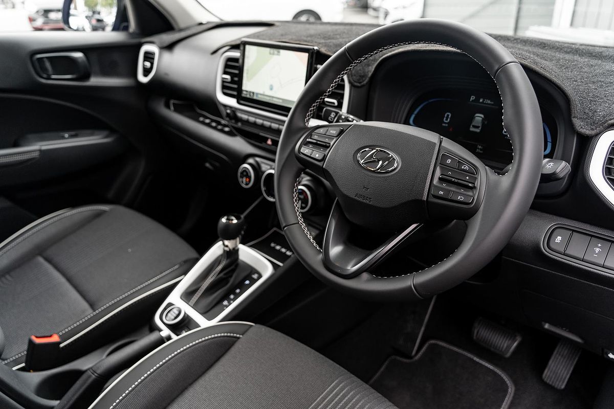 2024 Hyundai Venue Elite QX.V5