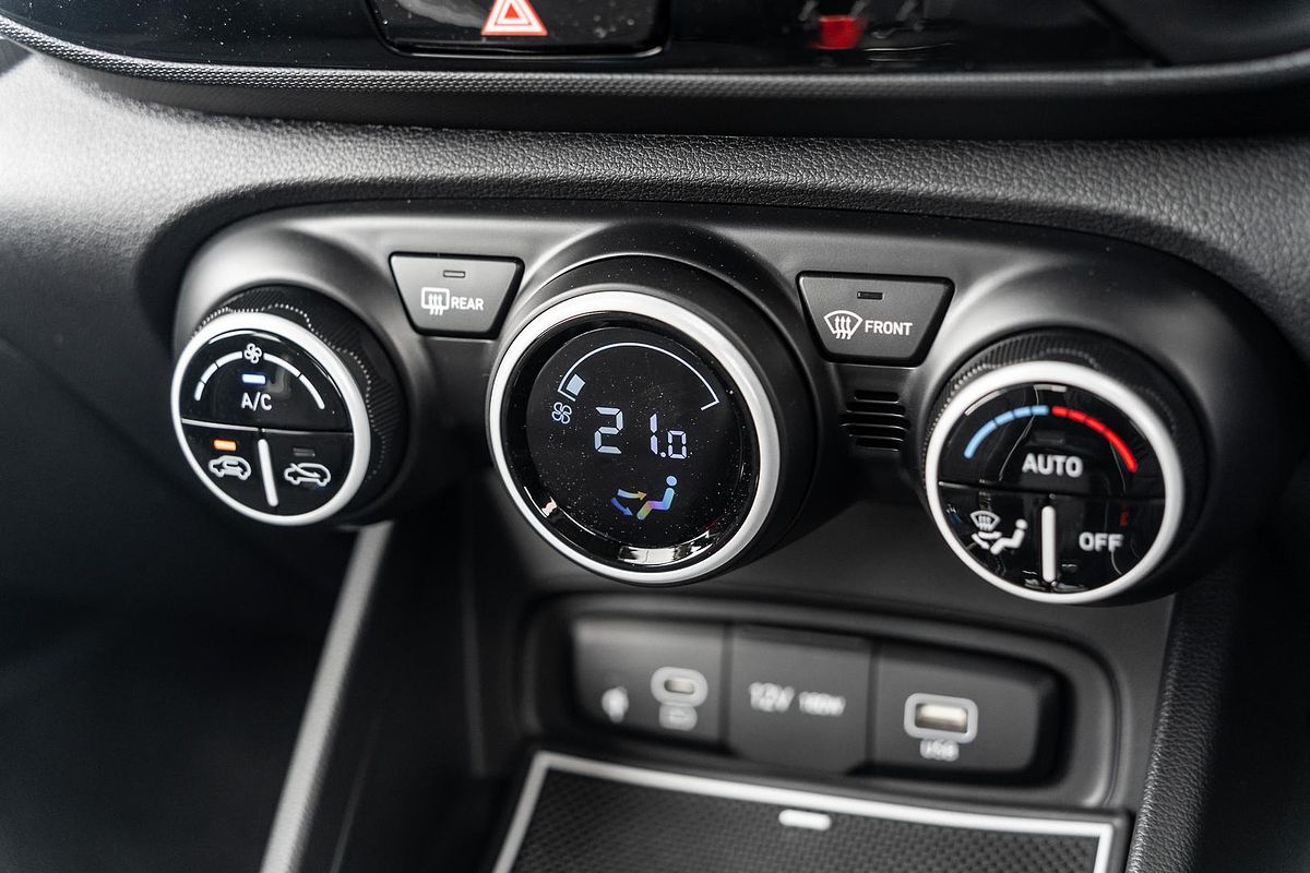 2024 Hyundai Venue Elite QX.V5