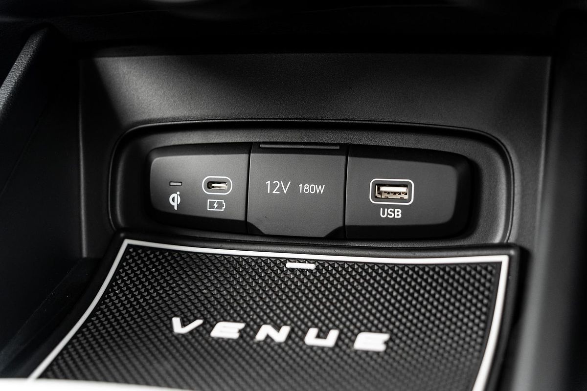 2024 Hyundai Venue Elite QX.V5