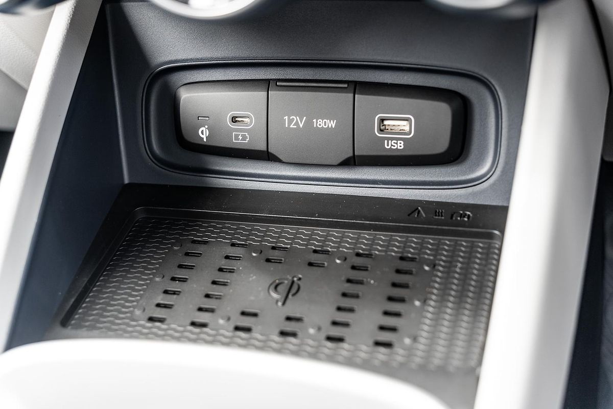 2024 Hyundai Venue Elite QX.V5