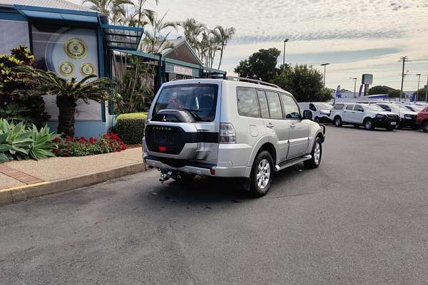 2021 Mitsubishi Pajero GLX NX