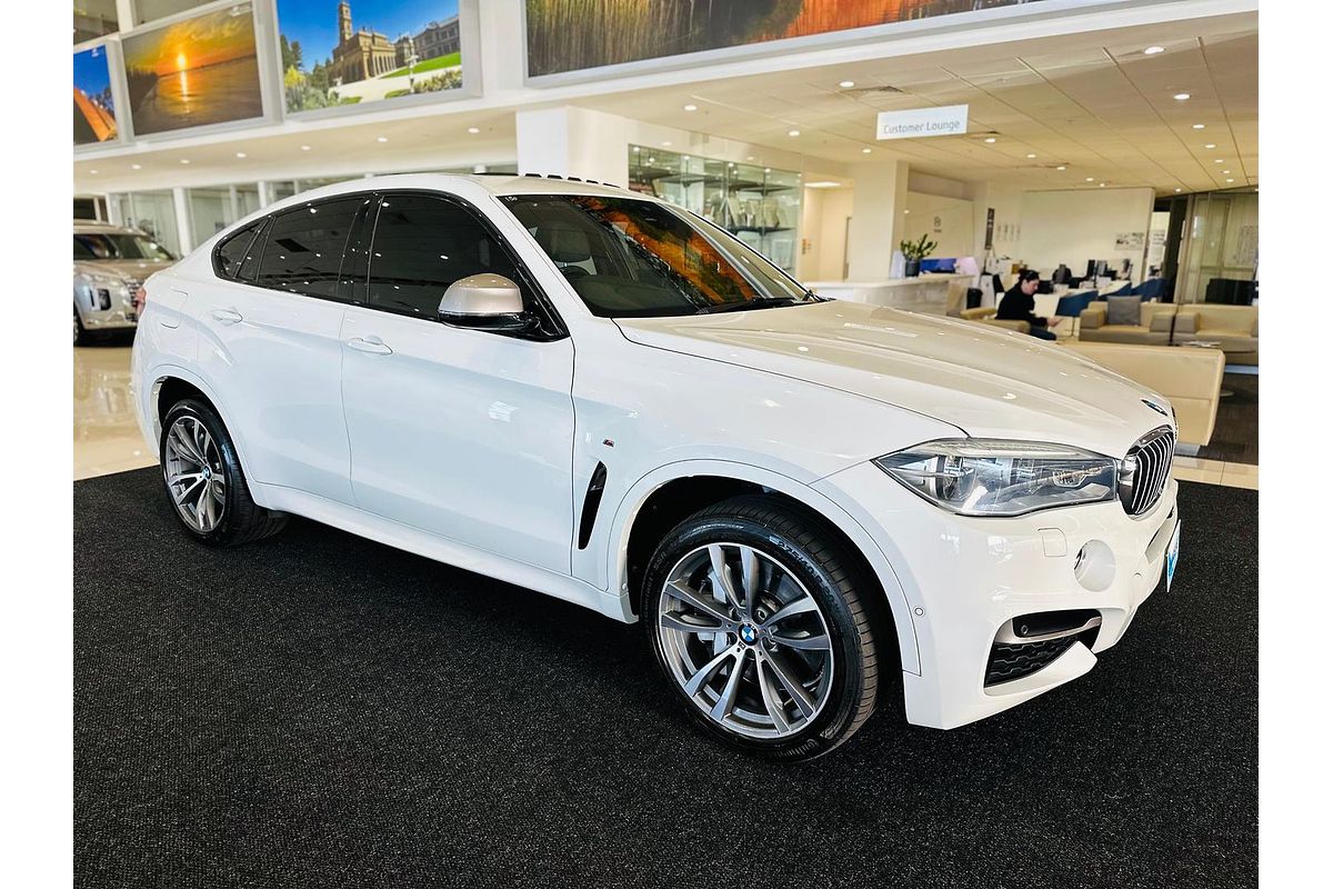2015 BMW X6 M50d F16