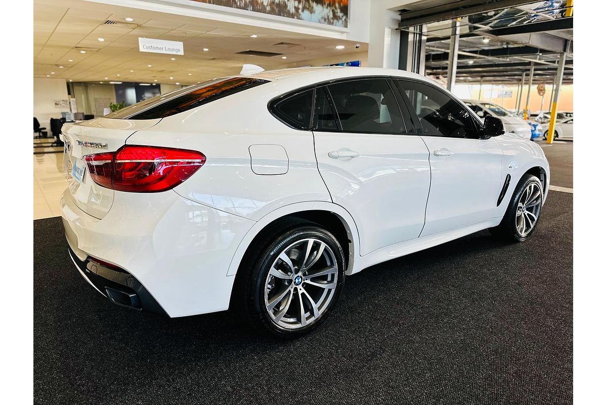 2015 BMW X6 M50d F16