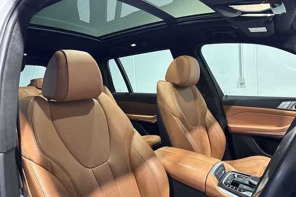 2019 BMW X7 xDrive30d G07