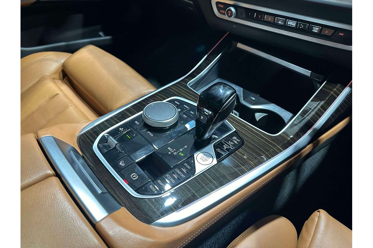 2019 BMW X7 xDrive30d G07