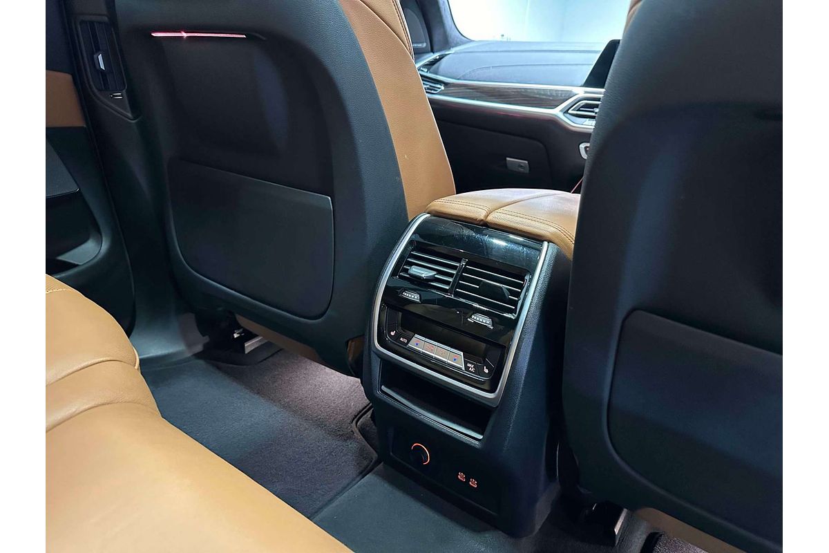 2019 BMW X7 xDrive30d G07